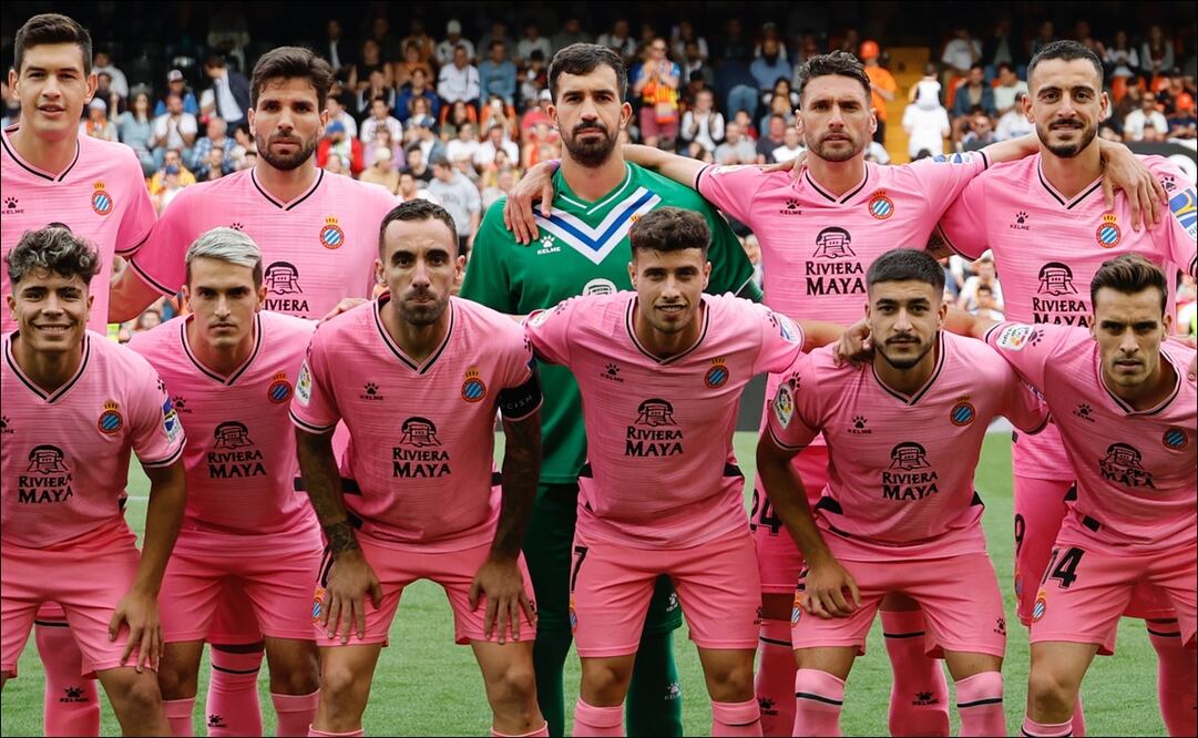 César Montes y el Espanyol de Barcelona descienden en la Liga por sexta ocasión / Foto: @RCDEspanyol