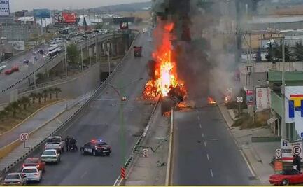 Volcadura y explosión de pipa provoca cierre de la carretera México-Pachuca