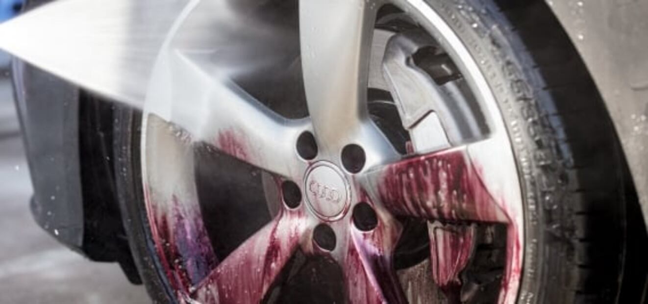 Todo lo que debes de saber antes de lavar tu auto