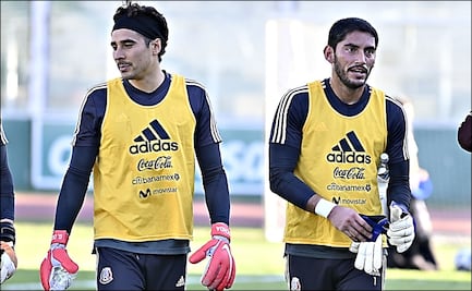 Ochoa y Corona, los porteros veteranos se reivindican