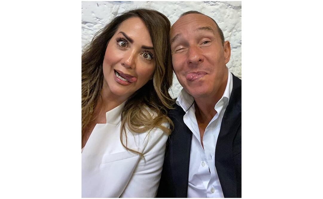 Andrea Legarreta y Erik Rubín, un matrimonio divertido. Foto: Instagram Erik Rubín