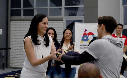 Lía Limón apuesta por espacios públicos de calidad en Álvaro Obregón y entrega uniformes a equipos de voleibol