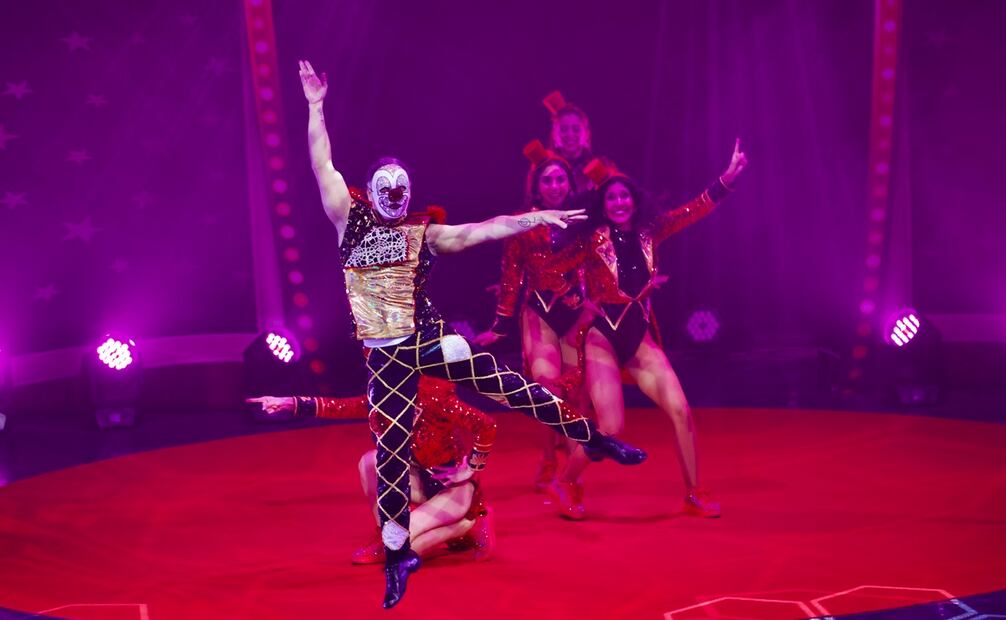 Imagenes del estreno del espectáculo Les Clowns que el Circo Atayde Hermanos preparó. Fotos: Germán Espinosa