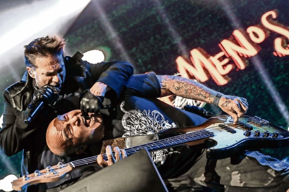 21 mil asistentes disfrutaron las canciones de La salvación de Solo y Juan (GERMÁN ESPINOSA. EL UNIVERSAL)