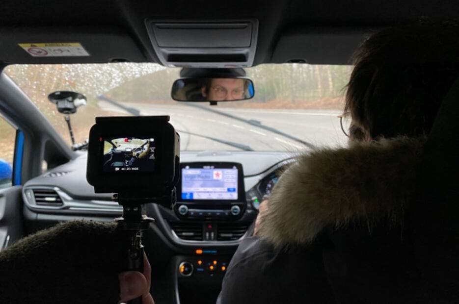 Los sistemas de infoentretenimiento más y menos distractores