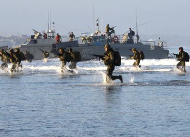 Mexican navy seizes ship, arrests 21 linked to fuel theft