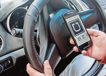 Uber y Cabify se rebelan contra los taxímetros
