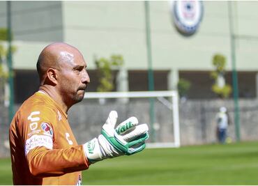Cruz Azul rendirá homenaje al "Conejo" Pérez