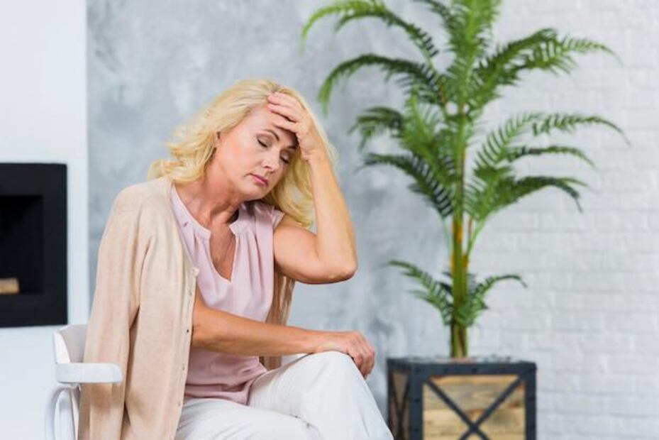 Salud mental y tabúes durante la menopausia. Fuente: Freepik.