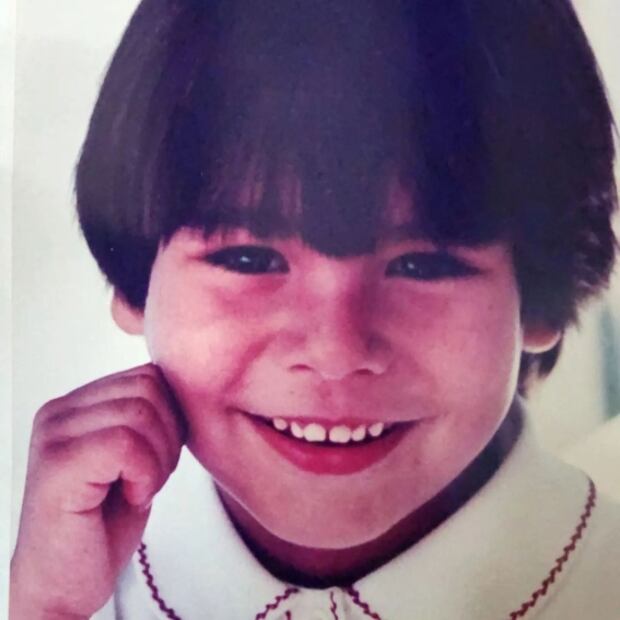 Así lucía Julio Iglesias Jr. de niño: no vas a poder con la ternura