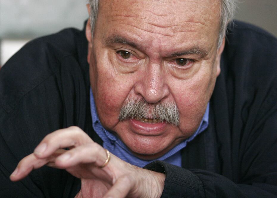 A través de su cuenta en la red social Twitter, el mandatario dijo que se une a la pena que embarga a los familiares y amigos de Don Eraclio Zepeda Ramos. FOTO: Twitter/@EPN