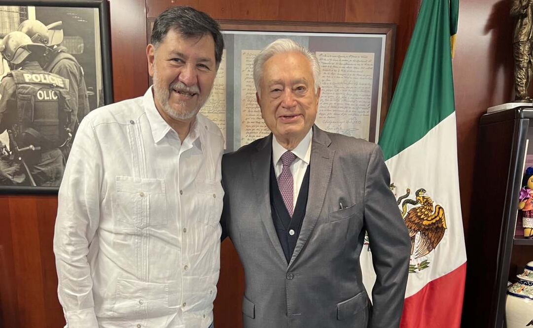 Gerardo Fernández Noroña y Manuel Bartlett se reúnen en el Senado este jueves 21 de agosto de 2025. Foto: Especial