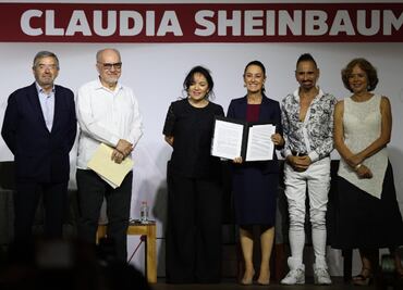 Firman 900 académicos e intelectuales desplegado en apoyo a Claudia Sheinbaum