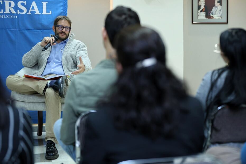 Gómez expresó su opinión frente a los asistentes . "FOTO: FERNANDA ROJAS