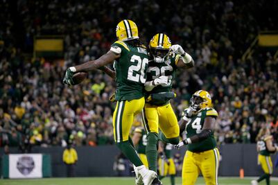 Aaron Rodgers se viste de héroe para darle el triunfo a los Packers