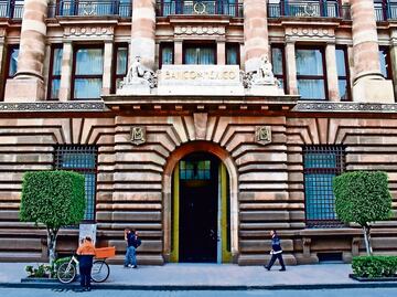Banxico, listo para defender el peso; EU pide certeza
