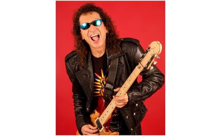 Desde que comencé a rockanrolear he satanizado, criticado y ridiculizado al gobierno: Alex Lora