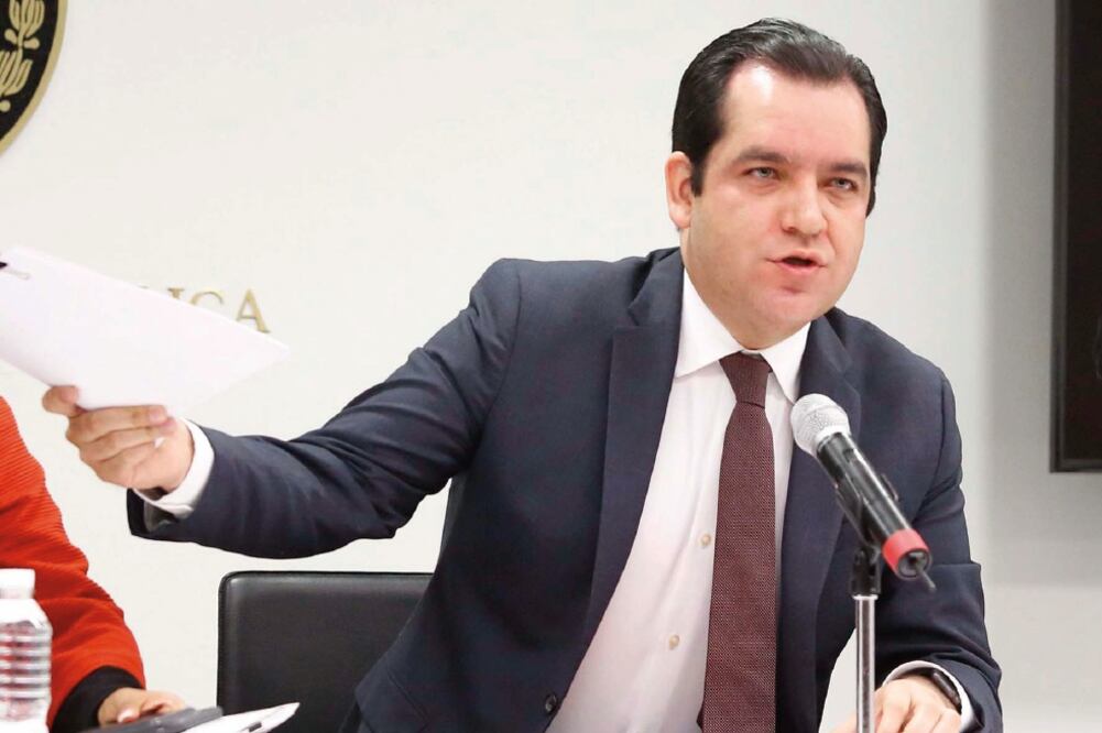 El precandidato priísta, Roberto Albores Gleason, dijo que aceptará una consulta ciudadana o el método que determine el IEPC. (ARCHIVO EL UNIVERSAL)