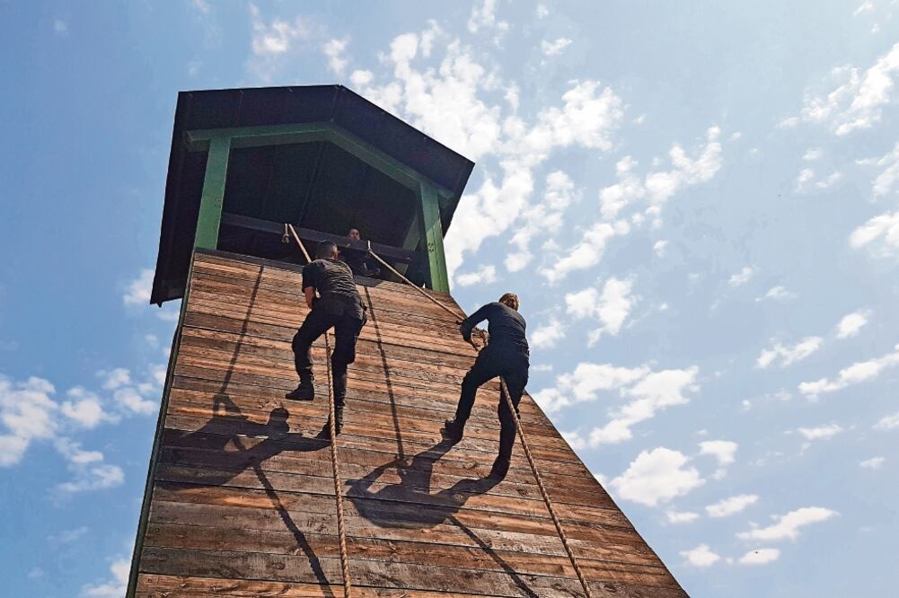 En la Universidad de Seguridad y Justicia preparan a los miembros de la Policía Estatal Acreditable (con una formación inicial de seis meses) e imparten dos licenciaturas (ROBERTO AGUILAR Ciudad Victoria)