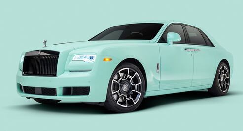 Floyd Mayweather gastó 1 millón de dólares comprando autos para sus amigos