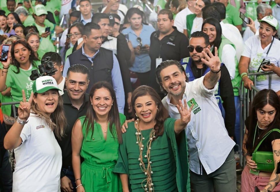 Durante el cierre de campaña de los abanderados del PVEM, Brugada afirmó que ganará con fuerza y contundencia. Foto: de Carlos Mejía. El Universal