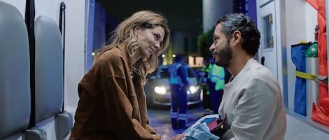 Mienten sin pena por un personaje