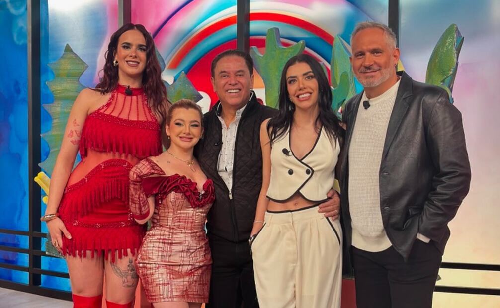 Gala Montes, Briggitte Bozzo, Mario Bezares, Karime Pindter y Arath de la Torre, invitados en el programa "Hoy".