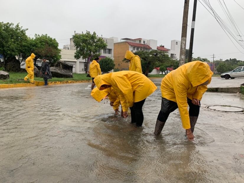 Emiten alerta roja en Quintana Roo por tormenta "Gamma"