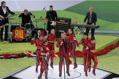 Robbie Williams inaugura Rusia 2018 con "britney señal"
