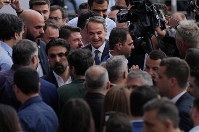 Kyriakos Mitsotakis persigue la mayoría absoluta