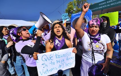 Reanudan audiencia de Diego, estudiante del IPN acusado de violación a la intimidad sexual con IA; esperan su sentencia