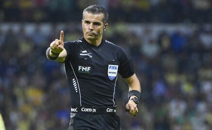 Comisión de Árbitros abre investigación sobre Fernando Hernández por golpear a jugador del León