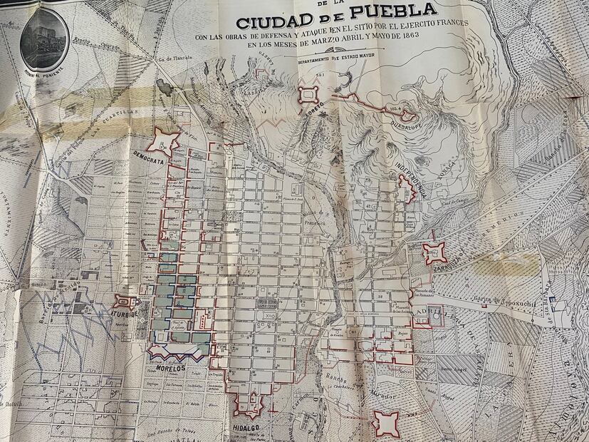 Mapa del sitio de Puebla en 1863. En verde se aprecia lo controlado por el ejército francés.