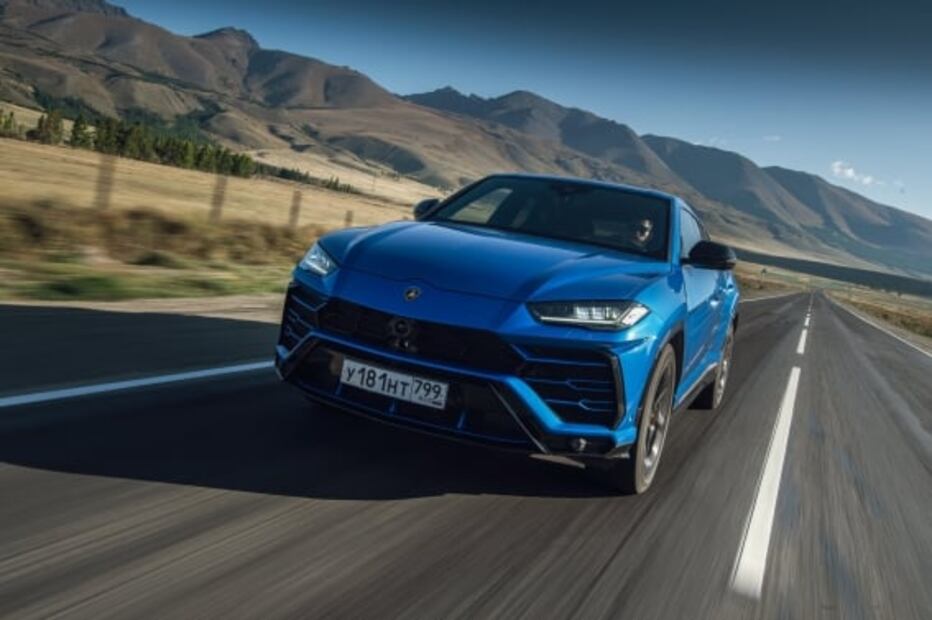 Guitarrista de Black Sabbath presume su nueva Lamborghini Urus
