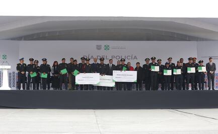 Reconocen labor de mil policías de la Ciudad de México