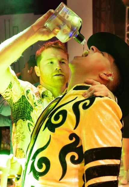 Eduin Caz, de Grupo Firme, presume el tiempo que lleva sin ponerse una "buena peda"