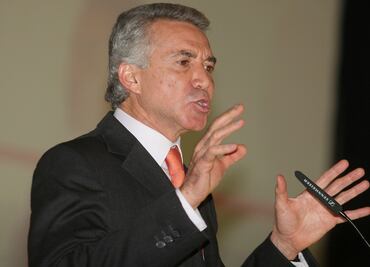 CNDH calla ante militarización, pero alza la voz contra el INE: Roberto Madrazo