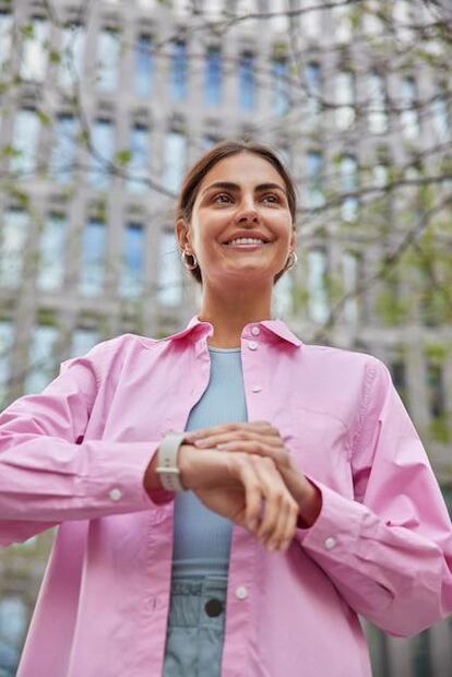 Las mujeres seguras de sí mismas: 7 claves de su valentía. Fuente: Freepik.
