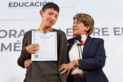 Van por alfabetizar a 4 millones de mexiquenses