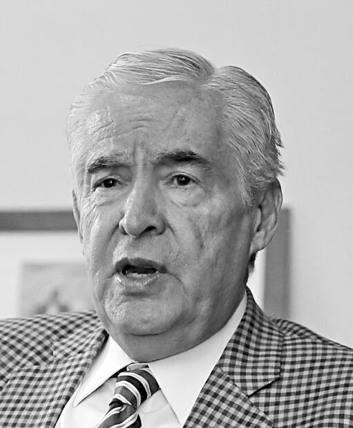 ¿Quién ganó y quién perdió en las elecciones? Preguntamos a 16 analistas