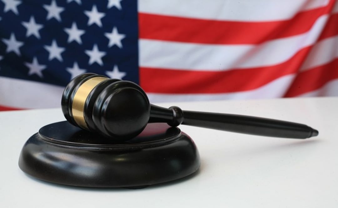 El gobierno de Trump reconoció “un error administrativo” en la deportación de Kilmar Armando Ábrego García; sin embargo, lo acusa de formar parte de la pandilla MS-13. Foto: iStock