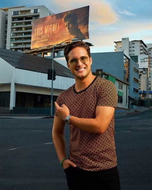 Los mejores looks que vimos durante la serie de Luis Miguel