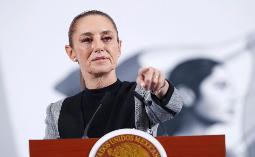 A unas horas de que el presidente de EU, Donald Trump, anuncie la imposición de aranceles a todo el mundo, la presidenta Claudia Sheinbaum manifestó que ella no cree en “el ojo por ojo, diente por diente”, pues indicó que eso siempre lleva a una mala situación. Foto: EFE