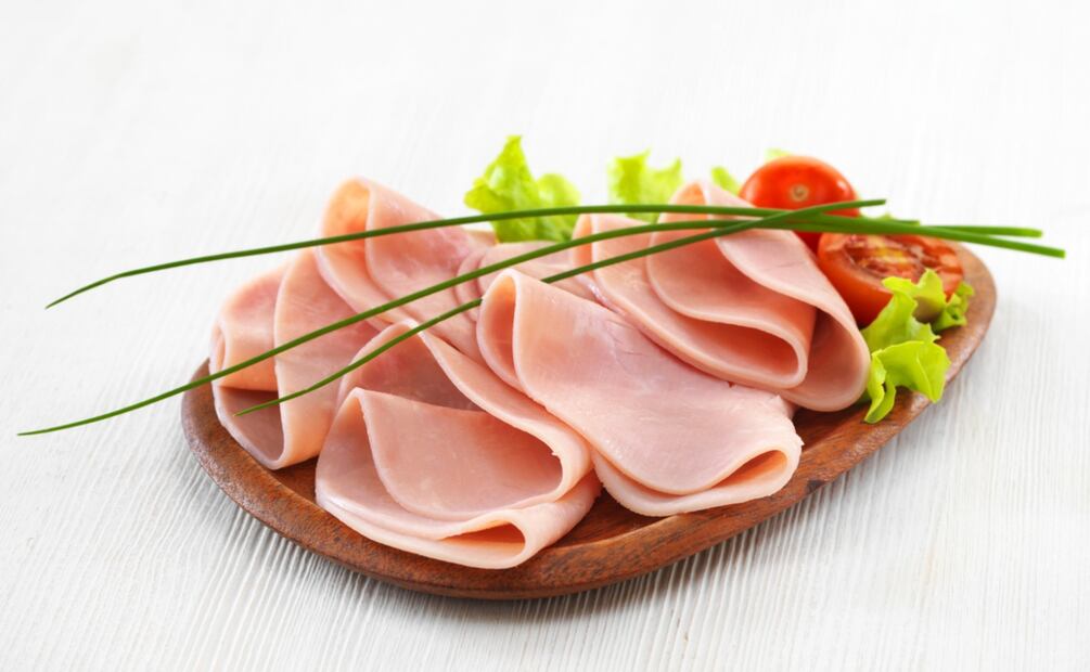 Estos "jamones" mienten al consumidor, según Profeco. Foto: iStock