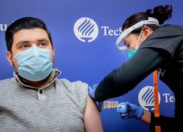 Aplican a primer voluntario mexicano vacuna alemana CureVac contra el Covid-19 para investigación fase III