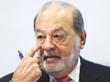 Usuarios latinos. Rentables para el negocio de telefonía de Slim
