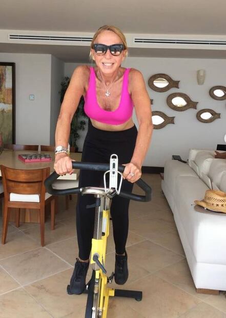 Laura Bozzo se ejercita para mantenerse joven
