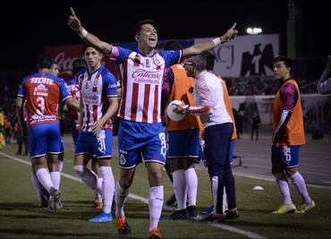 Chivas logra triunfo agónico en Juárez