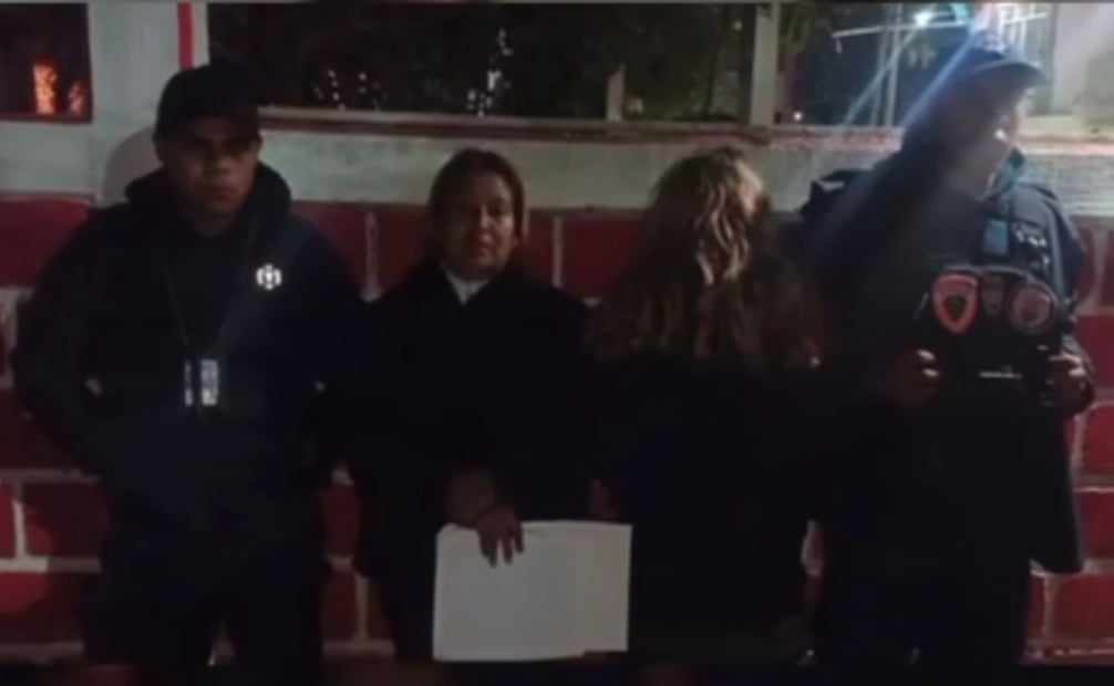 A Fátima y a su madre las trasladaron al Centro de Justicia para la Mujer, donde dieron de baja la ficha de búsqueda.
Foto:Especial.