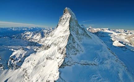 Avalancha en los Alpes franceses deja 4 muertos y un herido